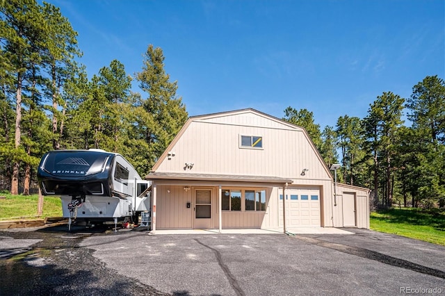 8045 S Wagon Wheel Rd, Morrison, CO 80465 - view of garage