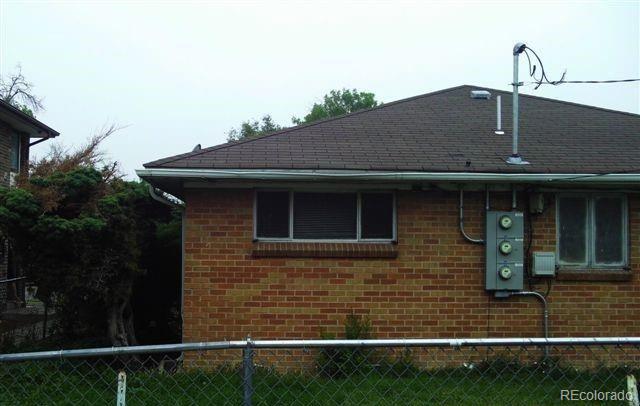1160 Yosemite St, Denver, CO 80220 - view of side of home