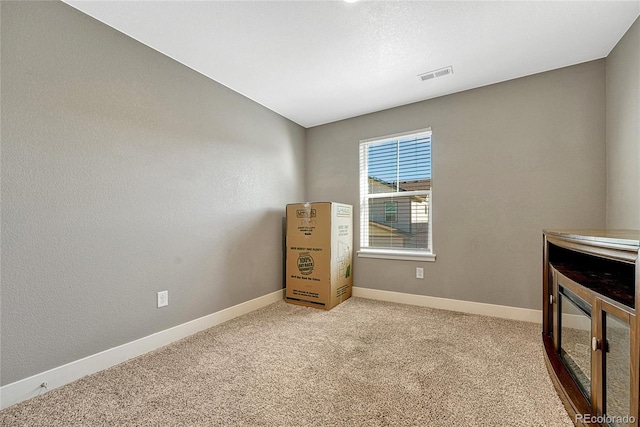 bedroom with carpet flooring