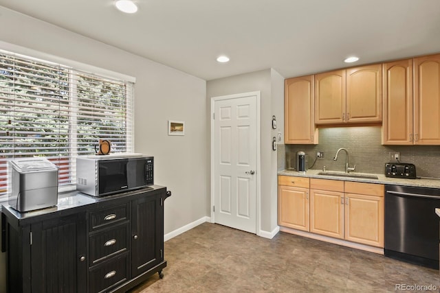 7197 S Dahlia Ct, Centennial, CO 80122 - photo 10