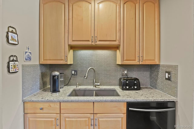 7197 S Dahlia Ct, Centennial, CO 80122 - photo 11