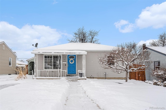 view of front of property