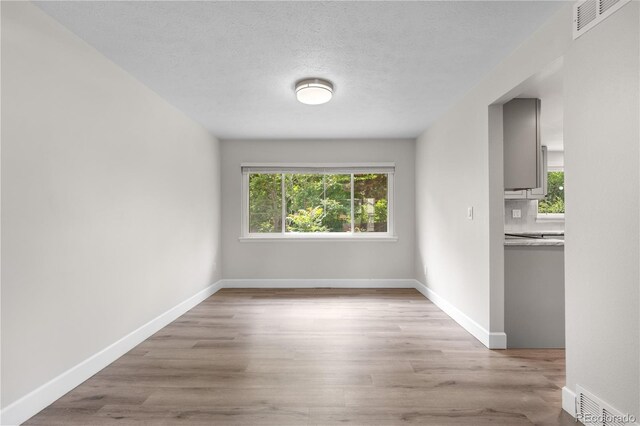 10724 E Maplewood Pl, Englewood, CO 80111 - photo 4