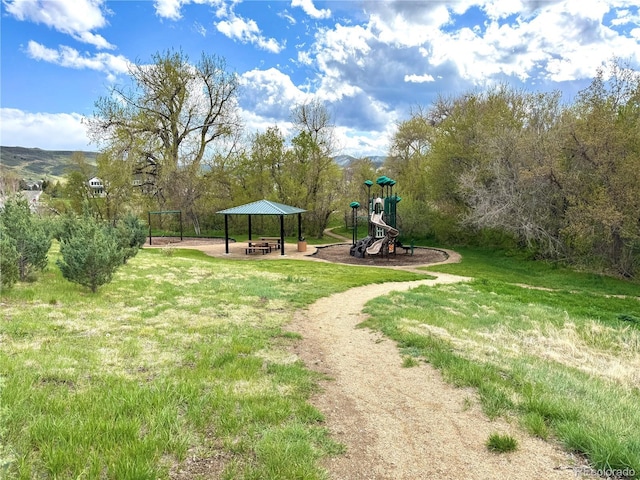 6173 Eldora St, Golden, CO 80403 - community playground with a lawn