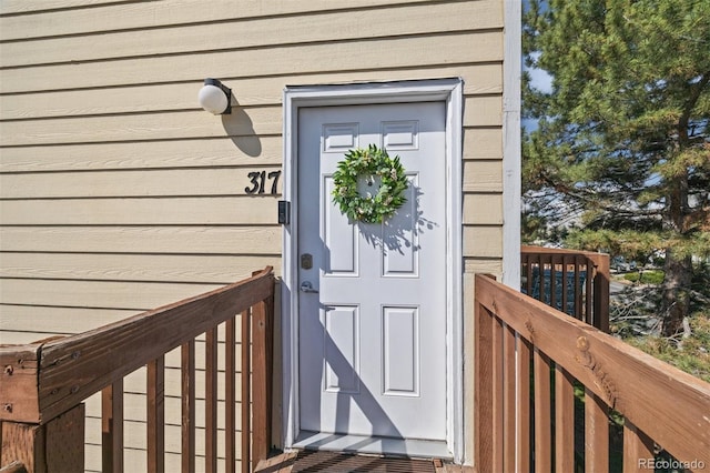 view of exterior entry
