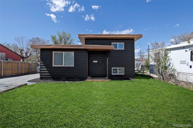 6641 Ash St, Commerce City, CO 80022 - photo 1