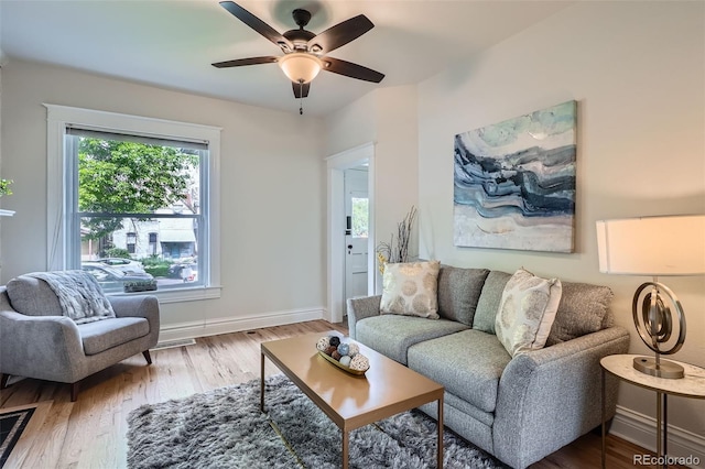 2562 N Emerson St, Denver, CO 80205 - photo 4