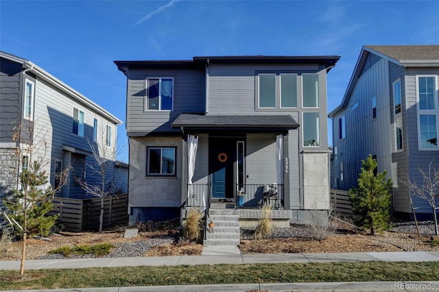 view of front of house featuring a porch