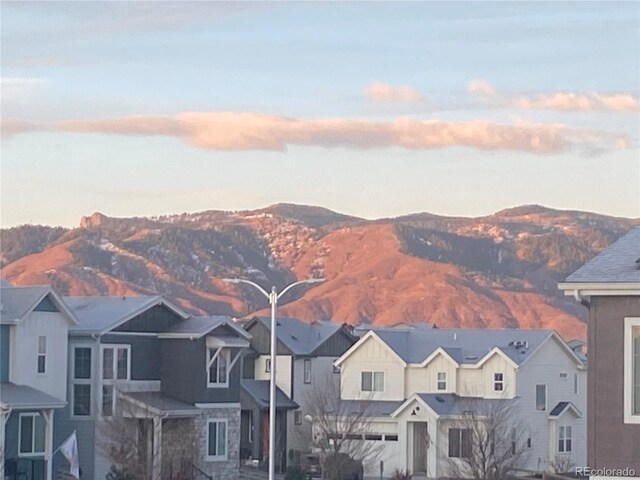 mountain view featuring a residential view