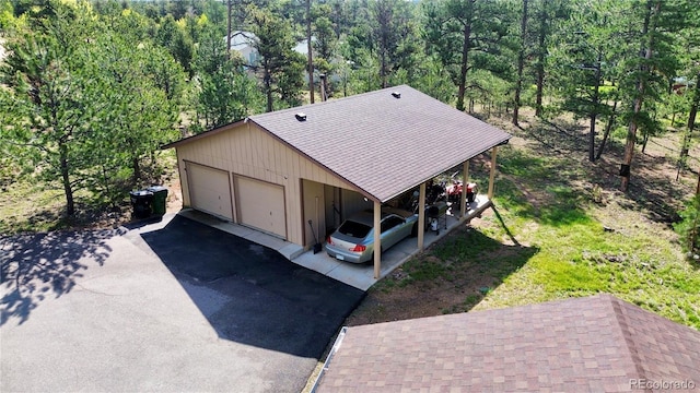 194 Tincup Ter, Bailey, CO 80421 - garage featuring a detached garage