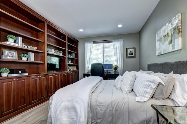 7329 Arco Iris Ln, Castle Pines, CO 80108 - bedroom featuring light wood-style floors, an office area, and recessed lighting