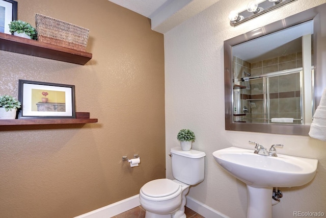 7329 Arco Iris Ln, Castle Pines, CO 80108 - full bath with tiled shower and tile patterned flooring