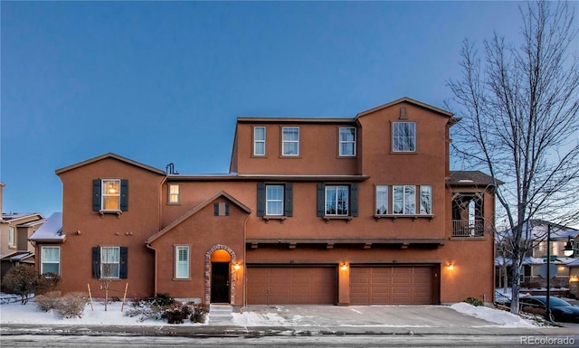 view of front facade with a garage