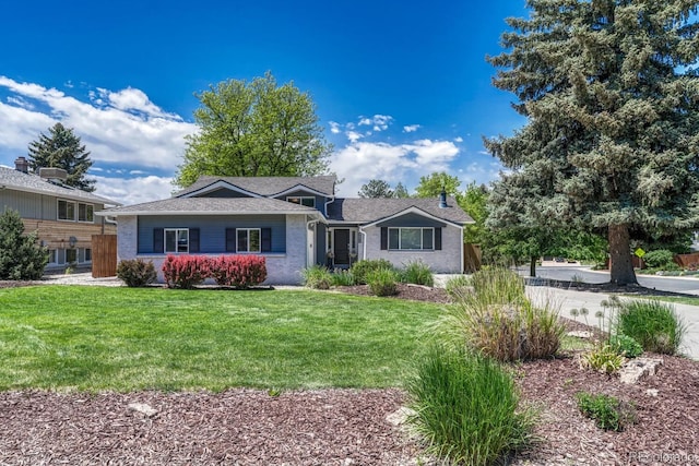 5071 S Boston St, Greenwood Village, CO 80111 - view of front of home with a front lawn