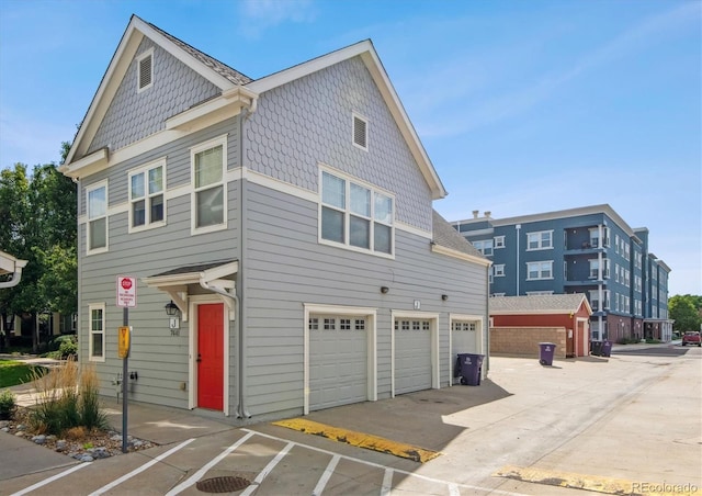 view of front facade with a garage