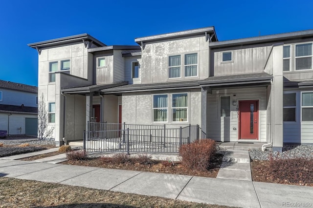 view of townhome / multi-family property