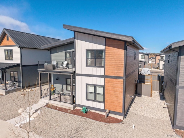 exterior space featuring a balcony