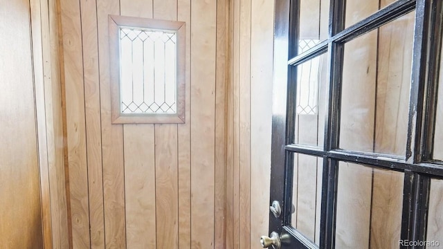 553 N Logan St, Denver, CO 80203 - details with wood walls