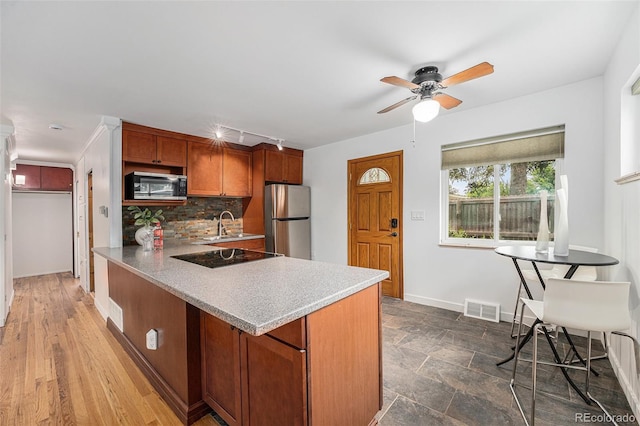 9225 Highland Pl, Arvada, CO 80002 - photo 4