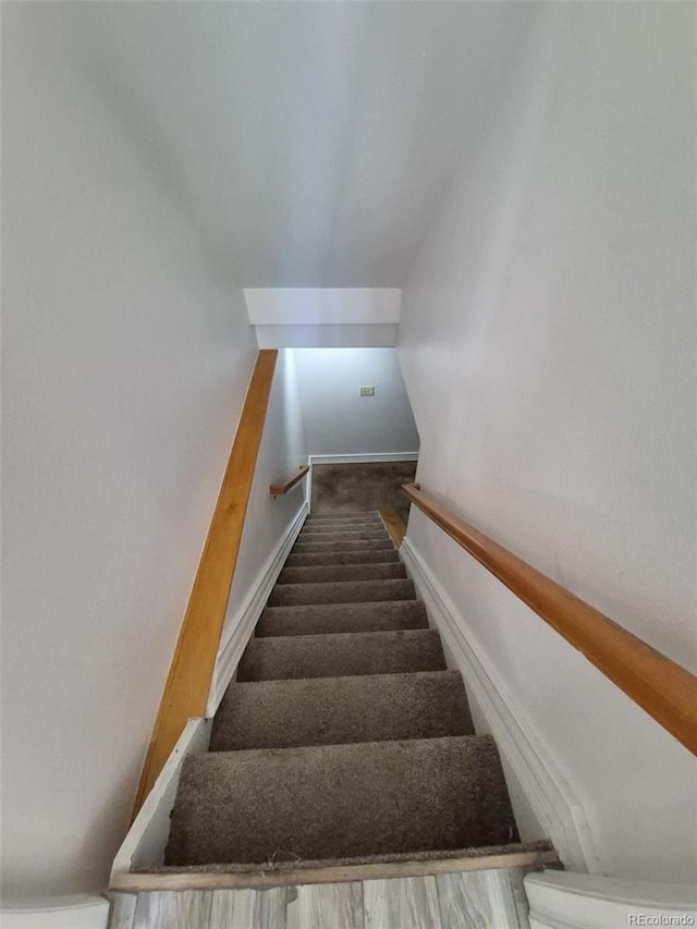 3136 S Cathay Cir, Aurora, CO 80013 - view of stairs