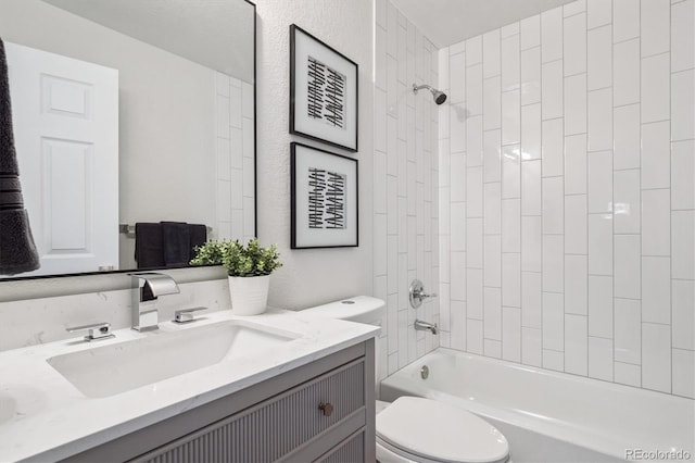 1718 S Flanders Way, Aurora, CO 80017 - full bath featuring vanity and bathtub / shower combination