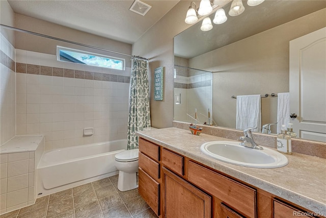 9952 Pinedale Dr, Colorado Springs, CO 80920 - bathroom with toilet, shower / bath combo, and vanity