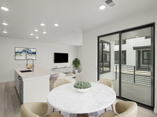2054 S Holly St Unit 1, Denver, CO 80222 - photo 2