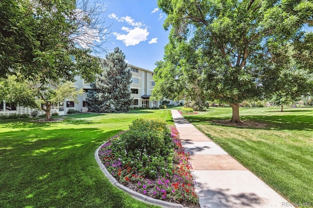 595 S Alton Way Unit 7B, Denver, CO 80247 - view of community with a yard