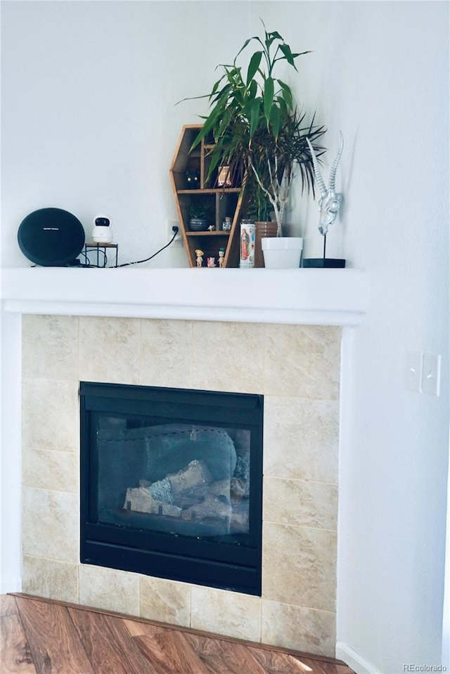 14700 E 104th Ave Unit 2605, Commerce City, CO 80022 - detailed view of a tiled fireplace