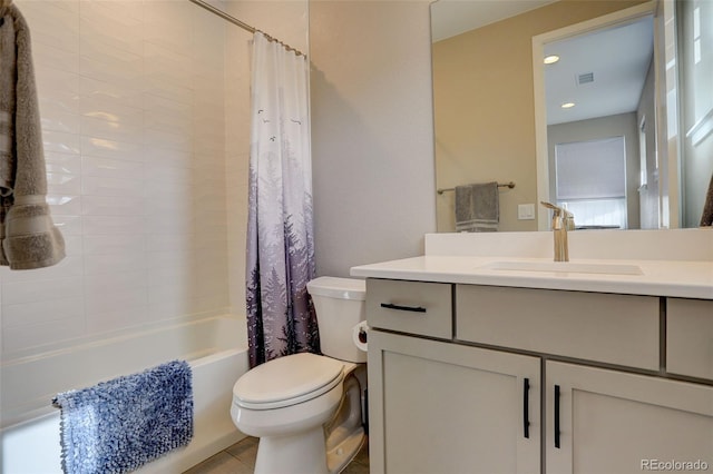 11142 Bright Sky St, Littleton, CO 80125 - full bath featuring toilet, vanity, shower / bath combo with shower curtain, and recessed lighting
