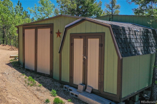 view of outdoor structure