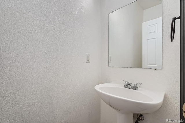 bathroom with sink