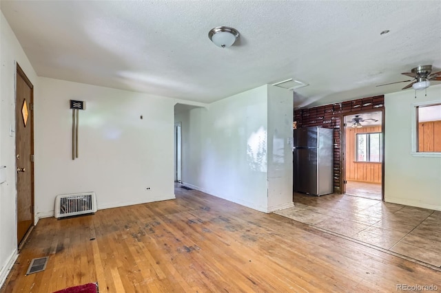 2640 Oneida St, Denver, CO 80207 - photo 6