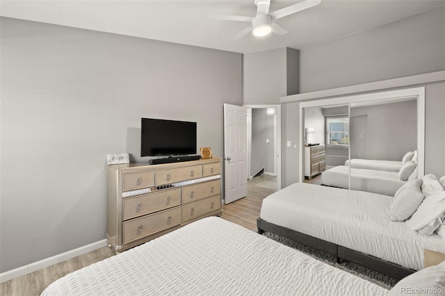 2970 Leoti Dr, Colorado Springs, CO 80922 - bedroom featuring light wood-style floors, baseboards, ceiling fan, and a closet