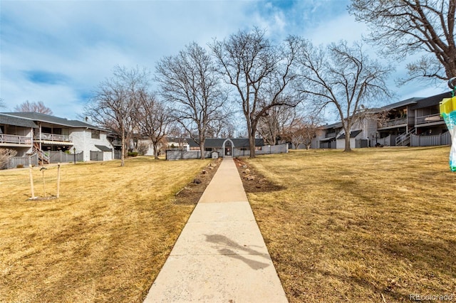 view of yard with a residential view