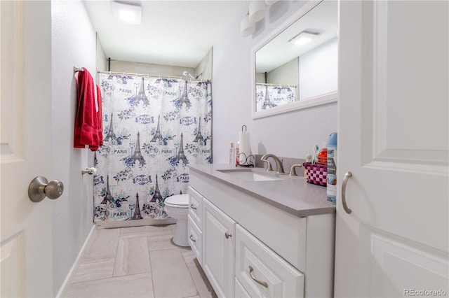 bathroom with a shower with shower curtain, toilet, and vanity