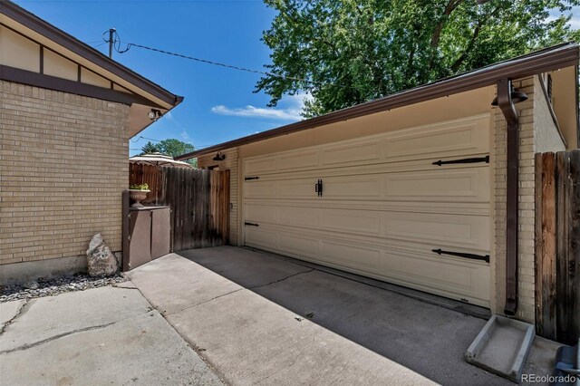 3630 W Saratoga Ave, Littleton, CO 80123 - view of garage