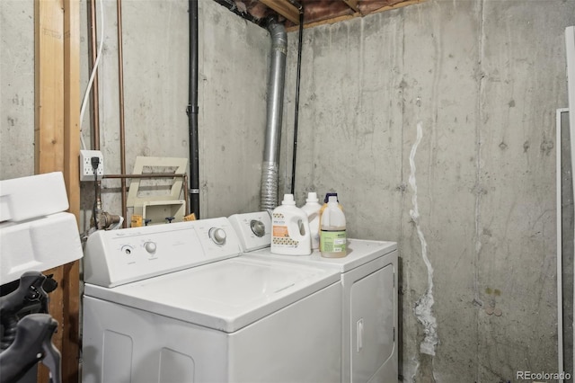 1198 Milo Cir Unit A, Lafayette, CO 80026 - clothes washing area featuring independent washer and dryer