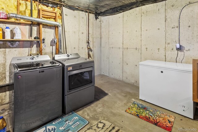 612 Sheep Ridge Rd, Fairplay, CO 80440 - laundry room featuring separate washer and dryer