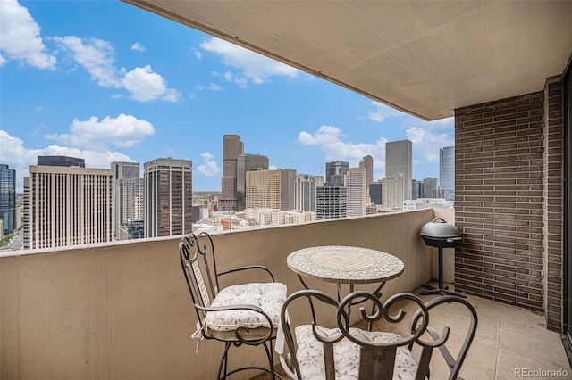 balcony featuring grilling area