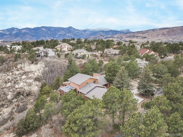 bird's eye view with a mountain view