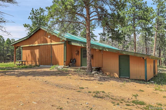 view of outdoor structure