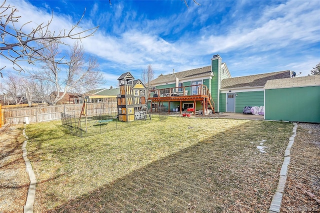 view of yard featuring a playground