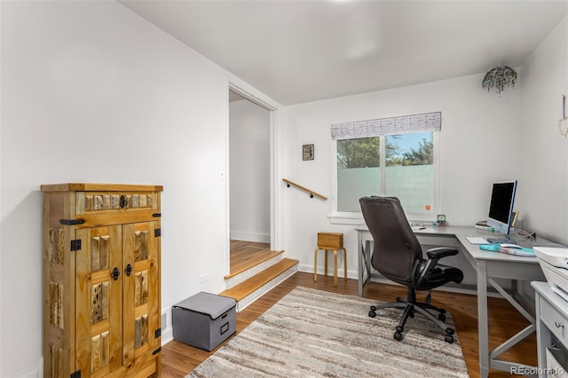 office area with hardwood / wood-style flooring