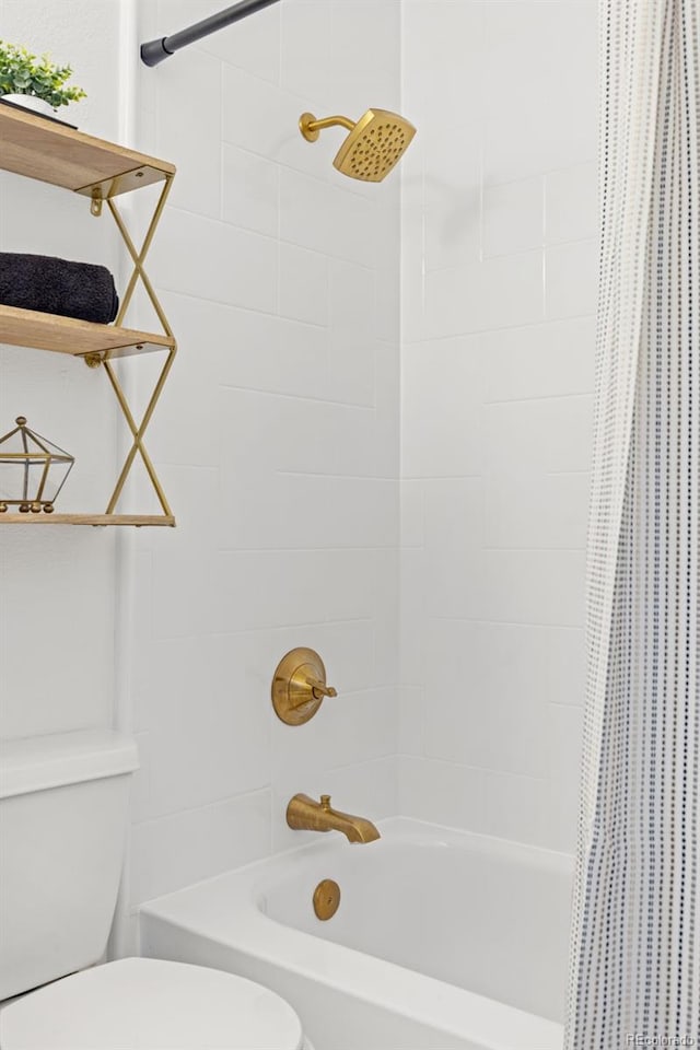 8335 Fairmount Dr Unit 208, Denver, CO 80247 - full bath with toilet and shower / tub combo with curtain