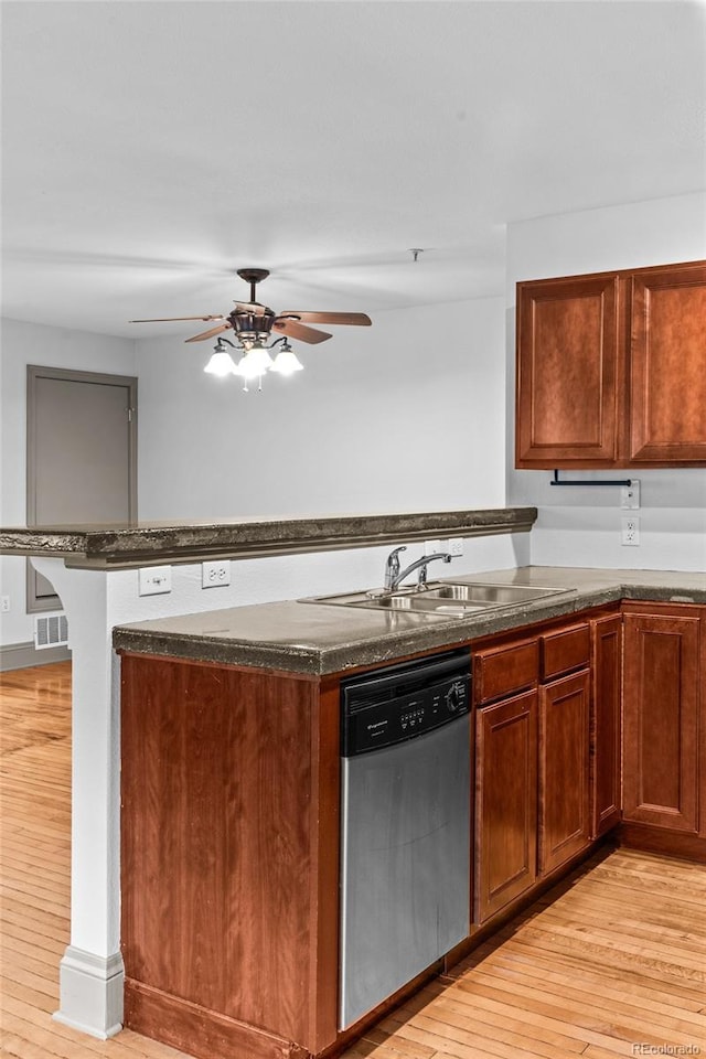 3211 Zuni St Unit 14, Denver, CO 80211 - kitchen with dishwasher, ceiling fan, a sink, and light wood-style flooring