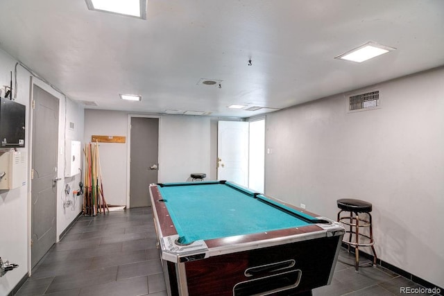 rec room with billiards