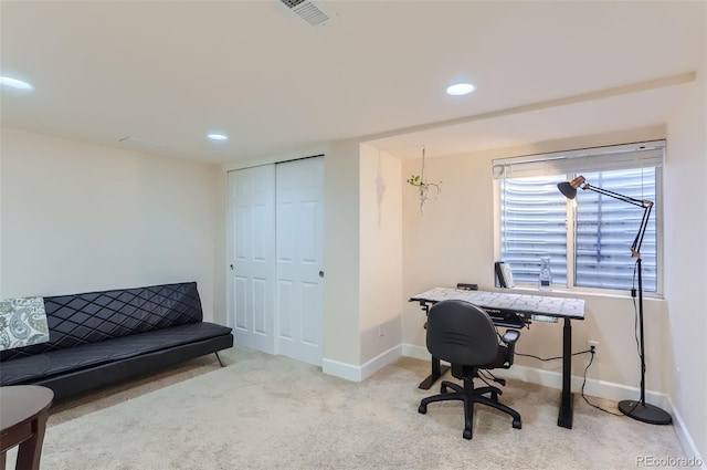 office with baseboards, visible vents, carpet flooring, and recessed lighting