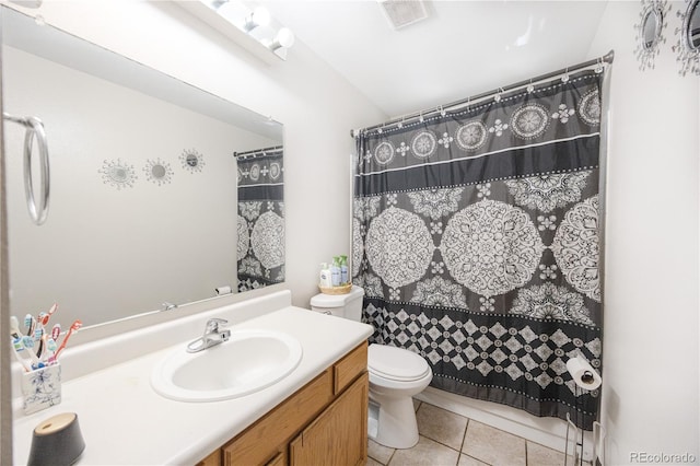 4362 Nepal St, Denver, CO 80249 - full bath with tile patterned flooring, vanity, and vaulted ceiling