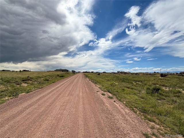 1977 E Gladstone Ln, Pueblo, CO 81007 - photo 2